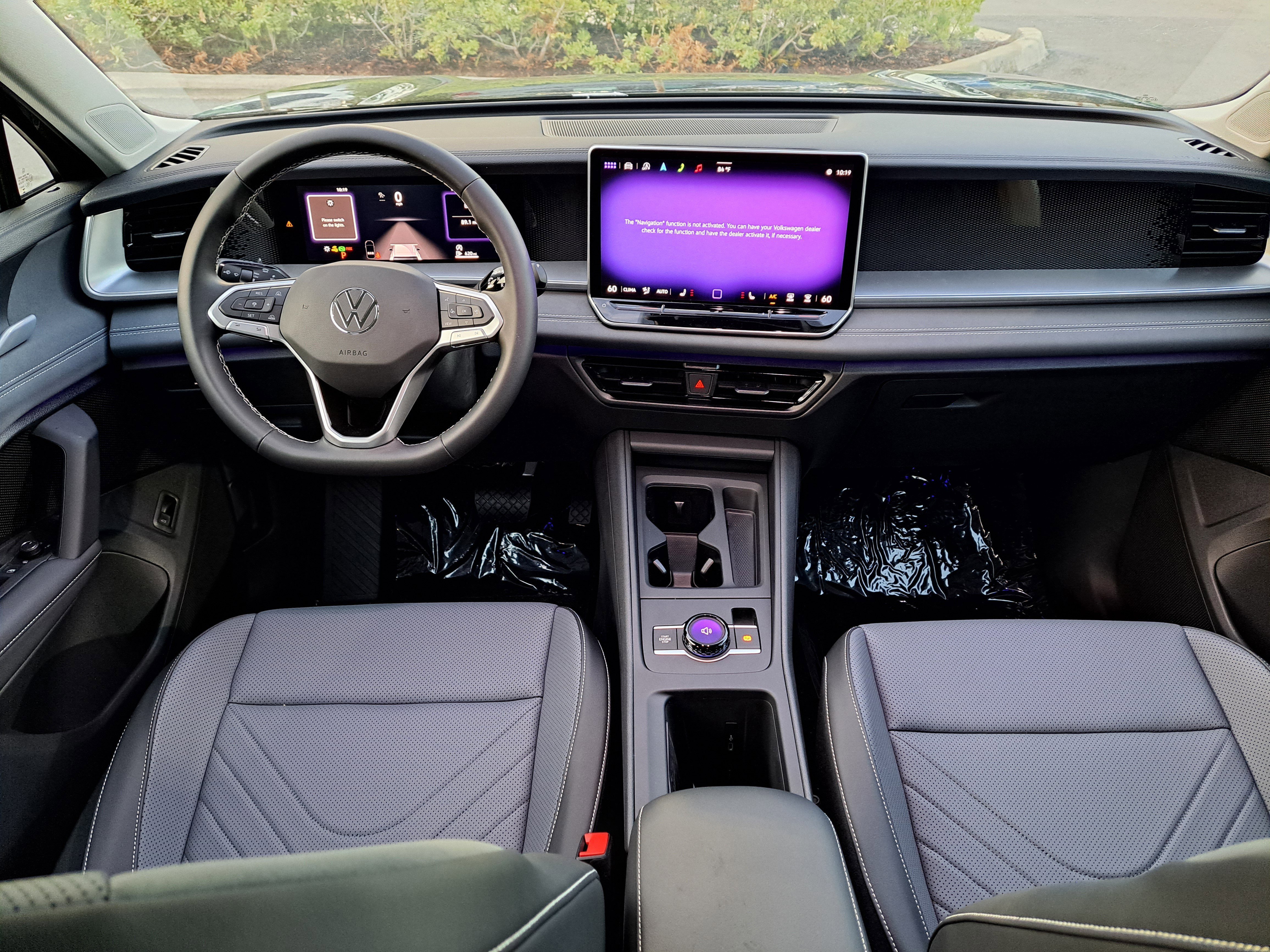 New 2026 Black Volkswagen 2.0T SE image 6