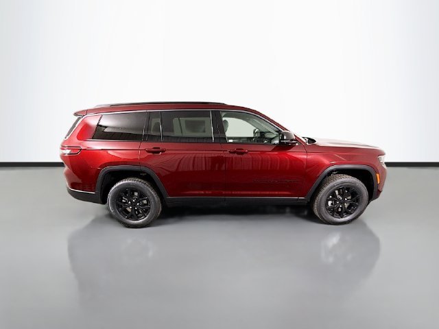 New 2026 Velvet Red Pearl-Coat Exterior Paint Jeep Altitude image 8