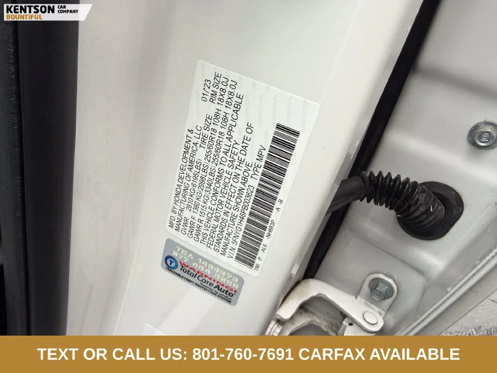 Used 2023 White Honda EX-L image 42
