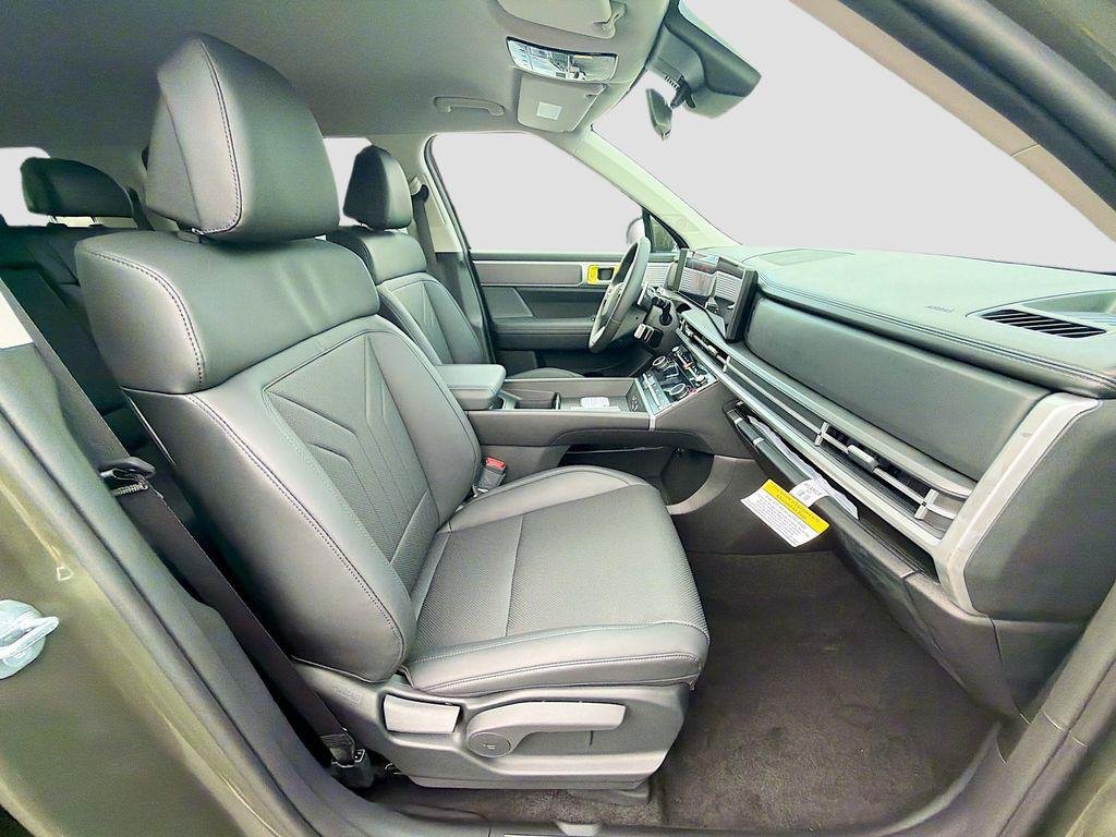 New 2026 Rockwood Green Hyundai SEL FWD image 22