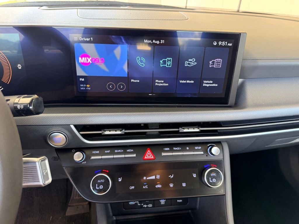 Used 2025 Black Hyundai SEL image 24