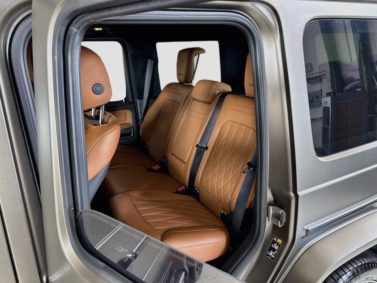 Used 2026 MANUFAKTUR Monza Grey Magno Mercedes-Benz AMG® G 63 | Manu Int Package Plus | Carbon Trim image 24