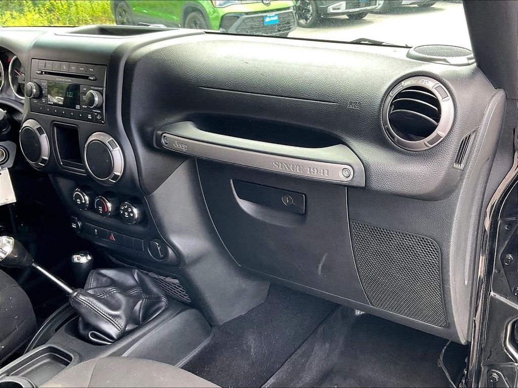 Used 2017 Black Clearcoat Jeep Unlimited Sport image 12