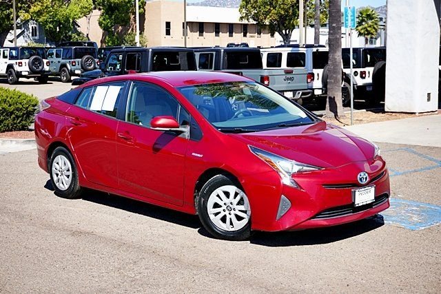 Used 2016 Red Toyota Two image 2