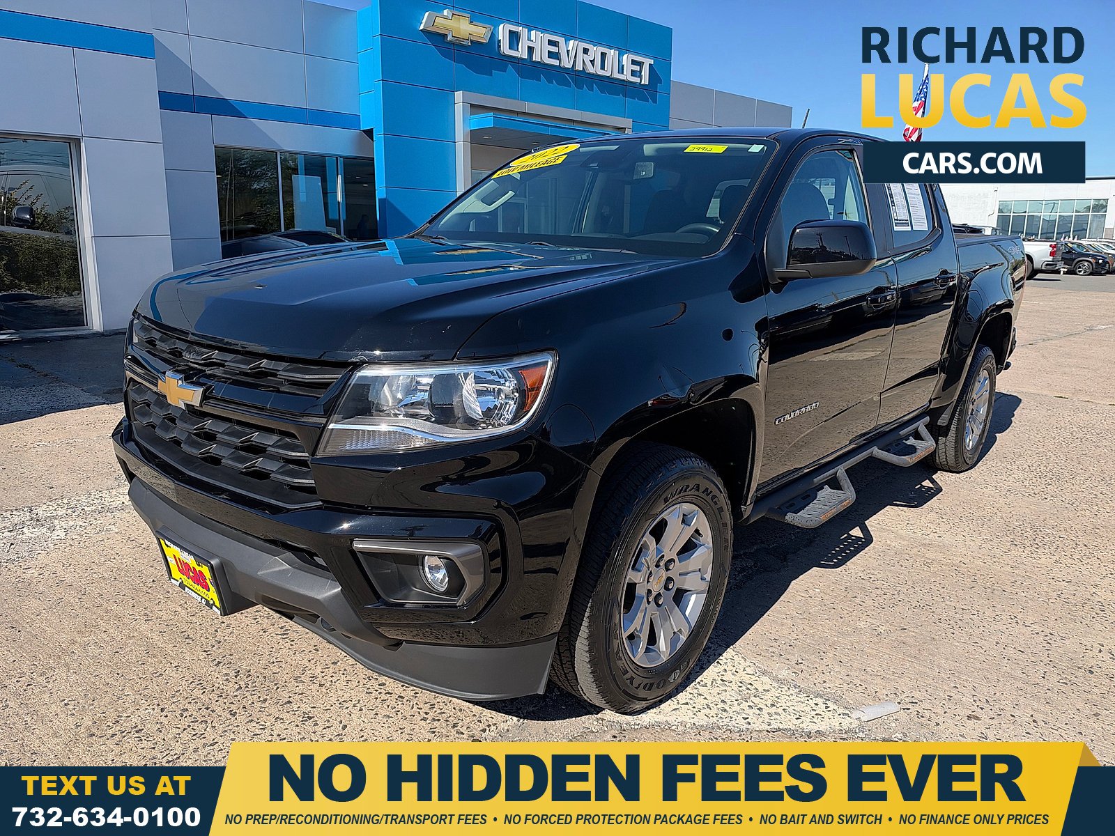 Black 2022 Chevrolet Colorado Pickup Truck Four-Wheel Drive 