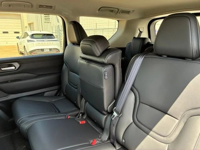 New 2026 Super Black Nissan SV image 9