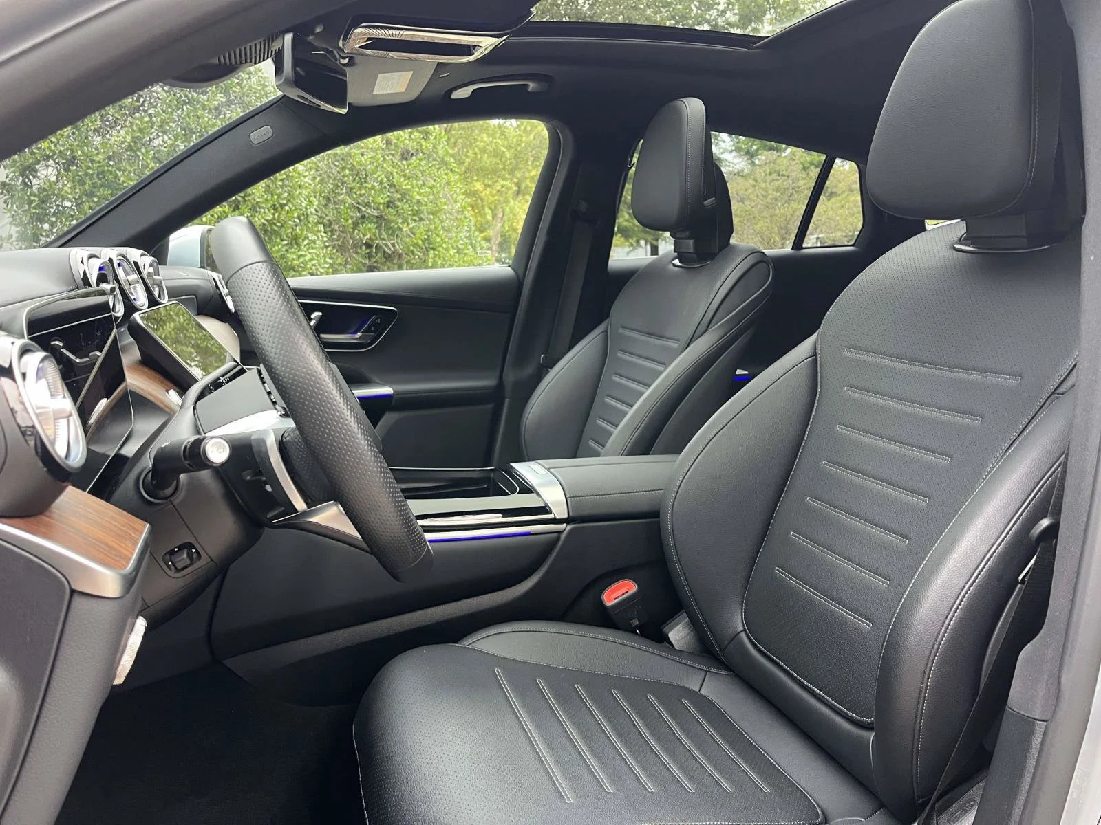 Certified Used 2026 Cirrus Silver Metallic Mercedes-Benz GLC 300 4MATIC® Coupe image 38