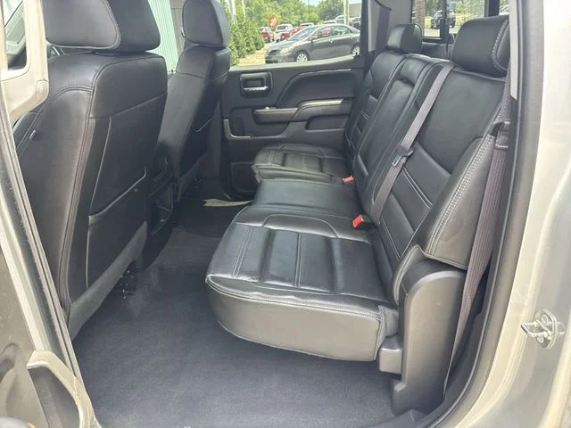 Used 2017 Silver GMC Denali image 14