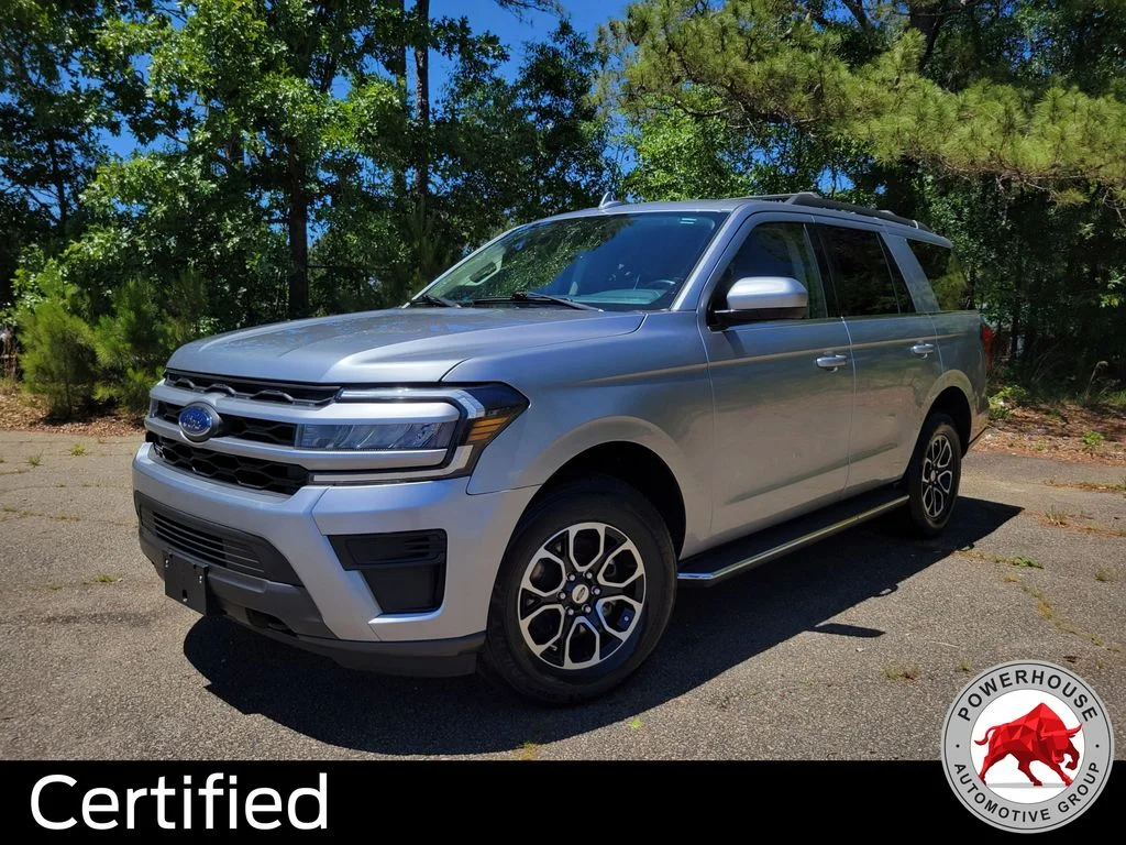 Used 2023 Silver Ford XLT image 1