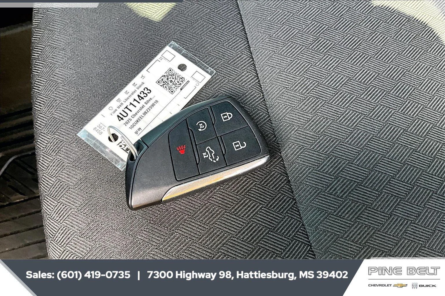 Used 2025 Sterling Gray Metallic Chevrolet RST image 10