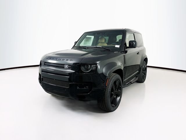 2026 Land Rover Defender 90 V8