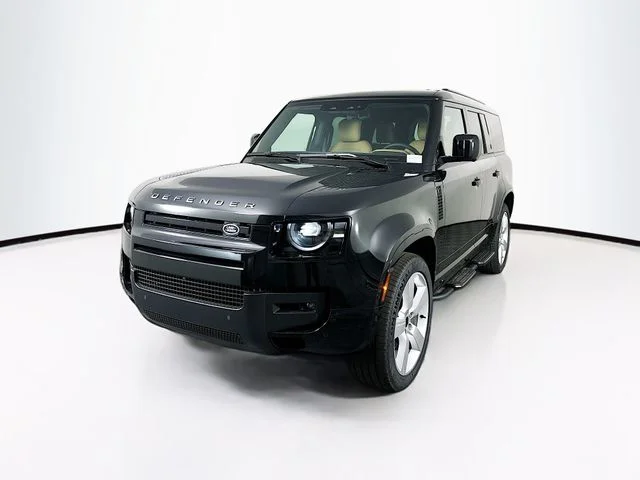2026 Land Rover Defender 130 X-Dynamic SE