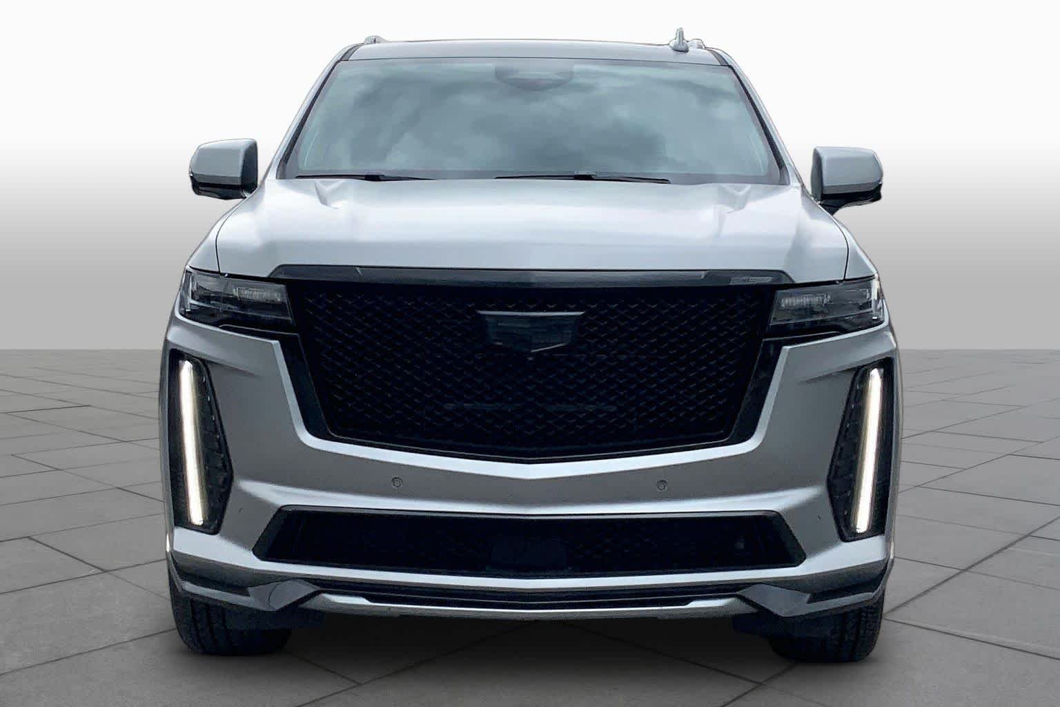 Used 2024 Argent Silver Metallic Cadillac AWD V-Series image 4