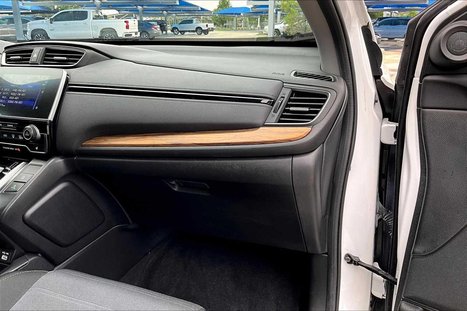 Used 2022 Platinum White Pearl Honda EX image 18