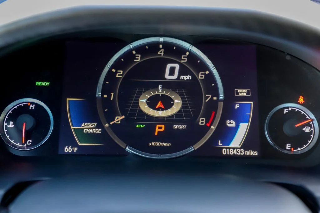 Used 2018 Red Acura  image 6