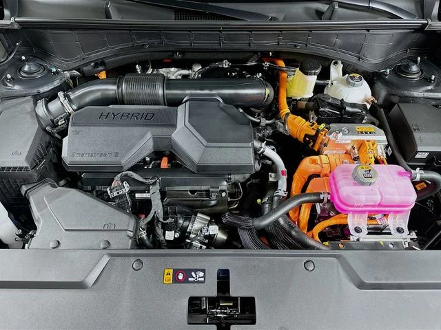 New 2026 Hyundai SANTA FE HYBRID SE