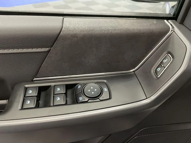 New 2026 Marsh Gray Ford XLT image 13