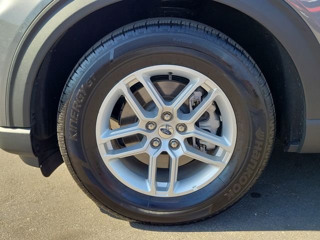 Used 2025 Carbonized Gray Metallic Ford Active image 27