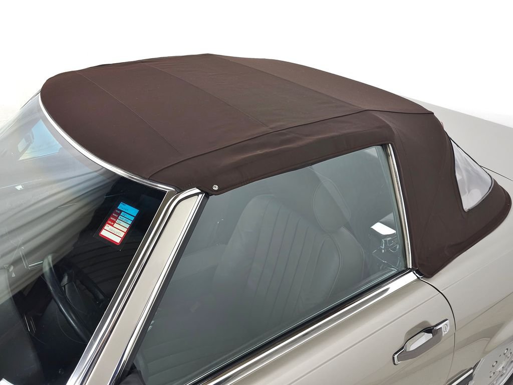 Used 1987 Gold Mercedes-Benz 560 SL image 28