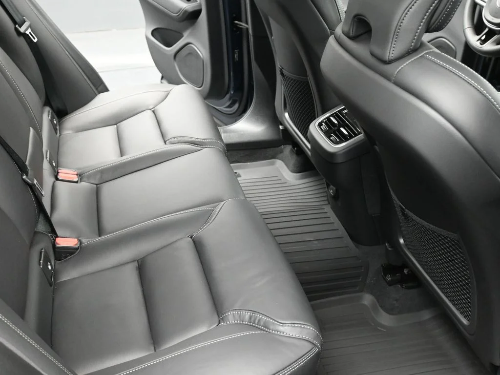 New 2026 Denim Blue Volvo Ultra image 17