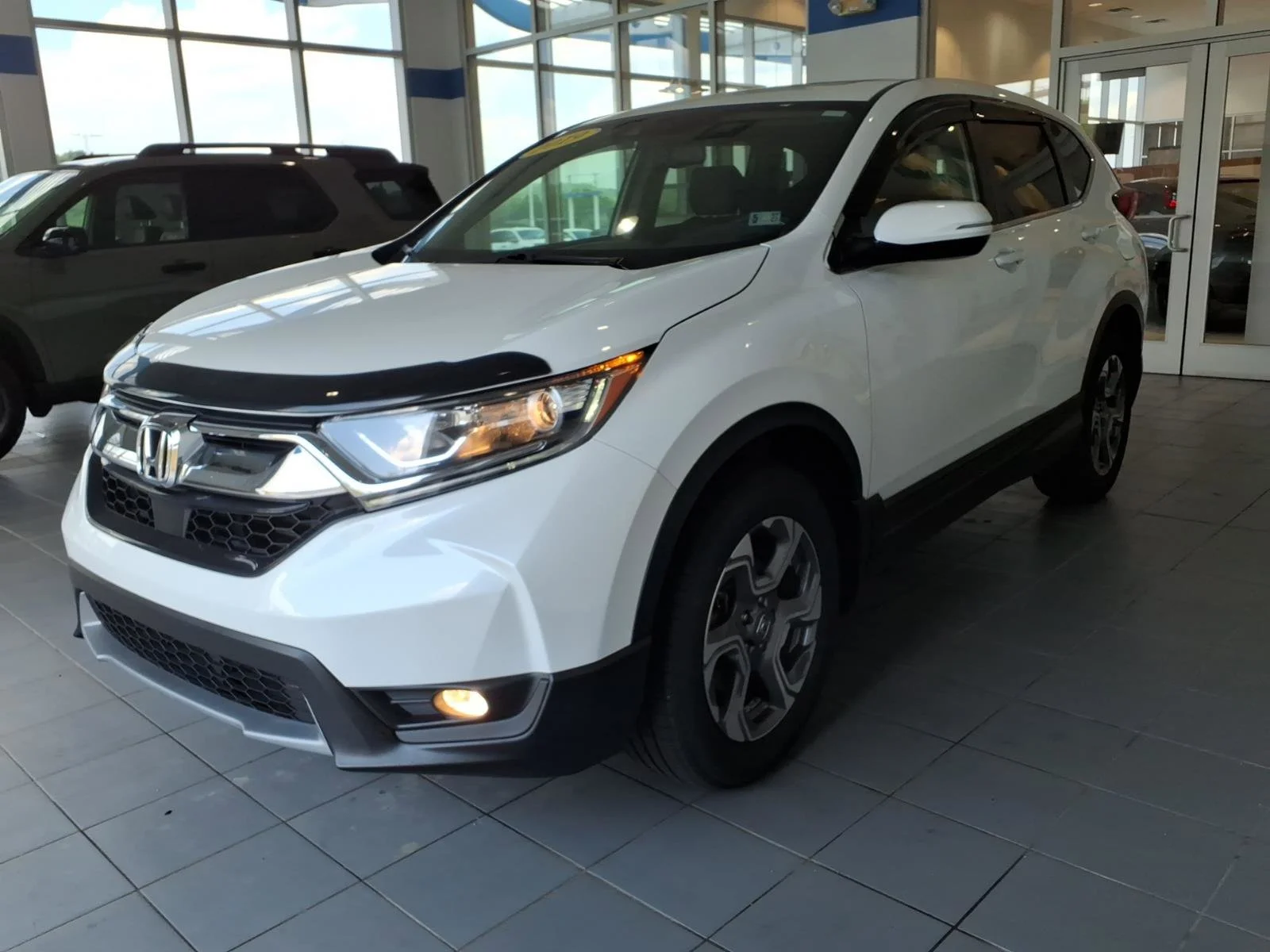 Certified Used 2019 Platinum White Pearl Honda EX-L image 8