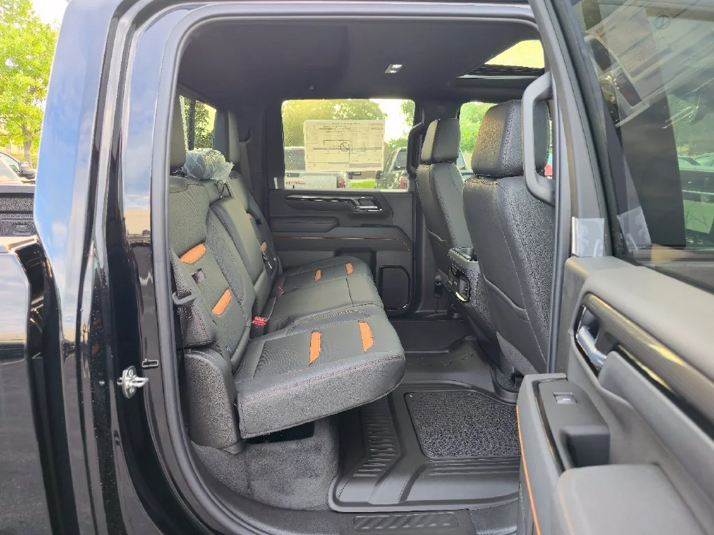 2026 GMC Sierra 2500HD AT4 - Photo 27