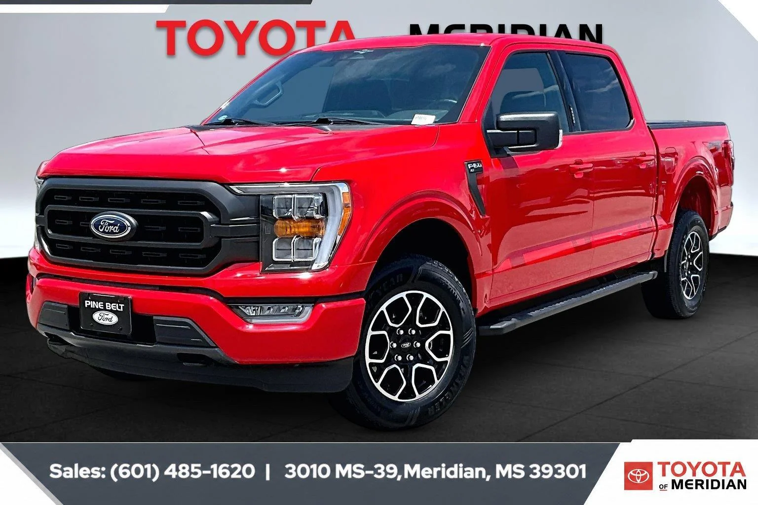 Used 2023 Race Red Ford XLT image 10