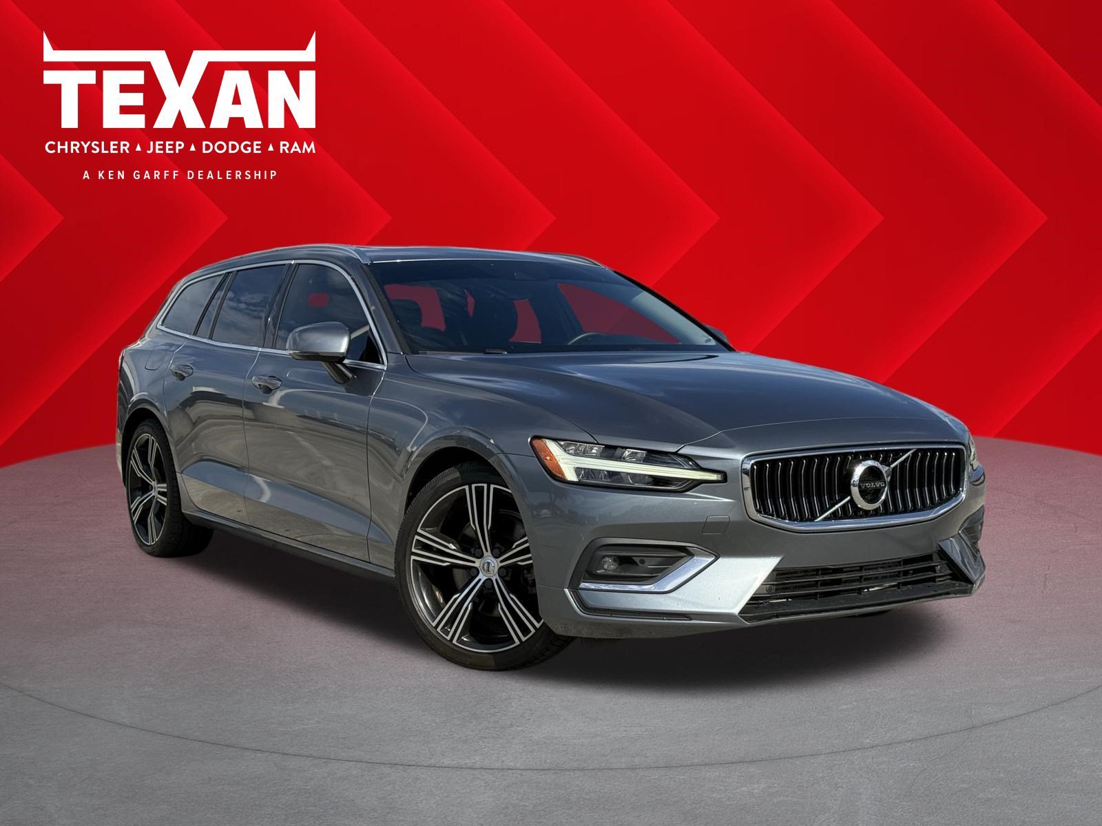 Used 2020 Gray Metallic Volvo  image 1