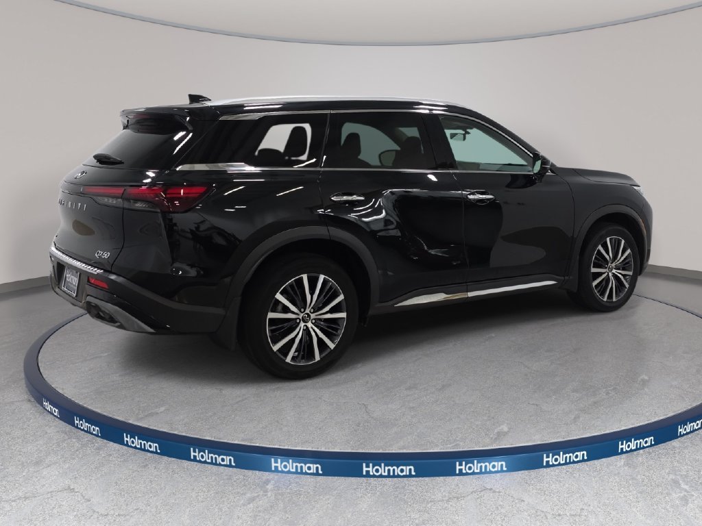 Certified Used 2023 Mineral Black INFINITI Sensory image 5