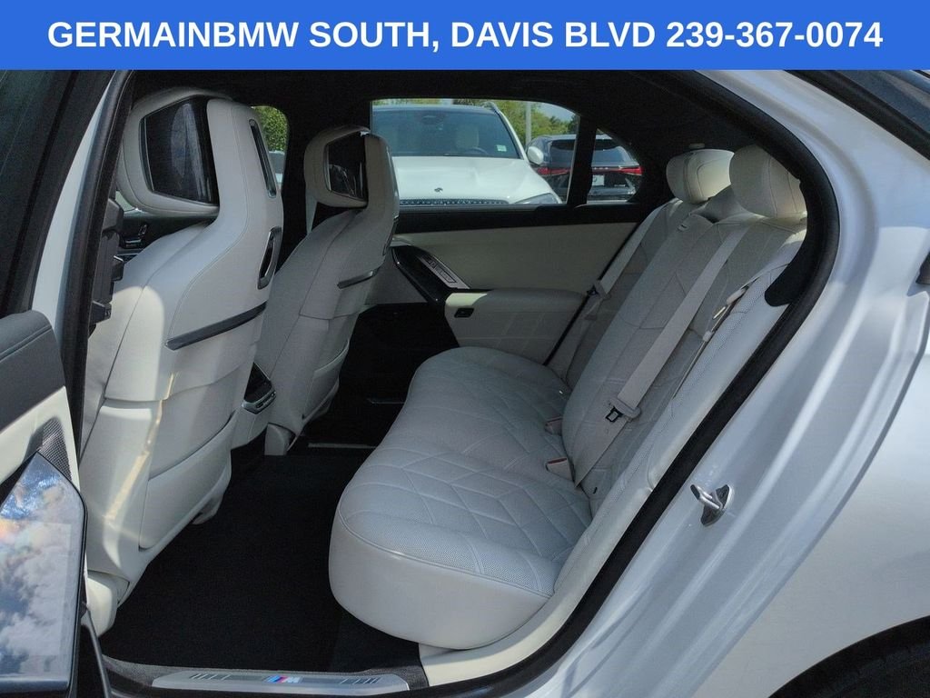 Certified Used 2025 White Metallic BMW 760i xDrive image 15
