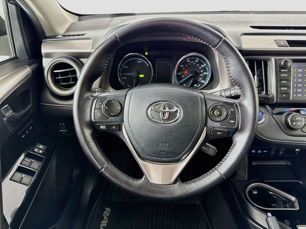 Used 2016 Gray Toyota Limited image 11