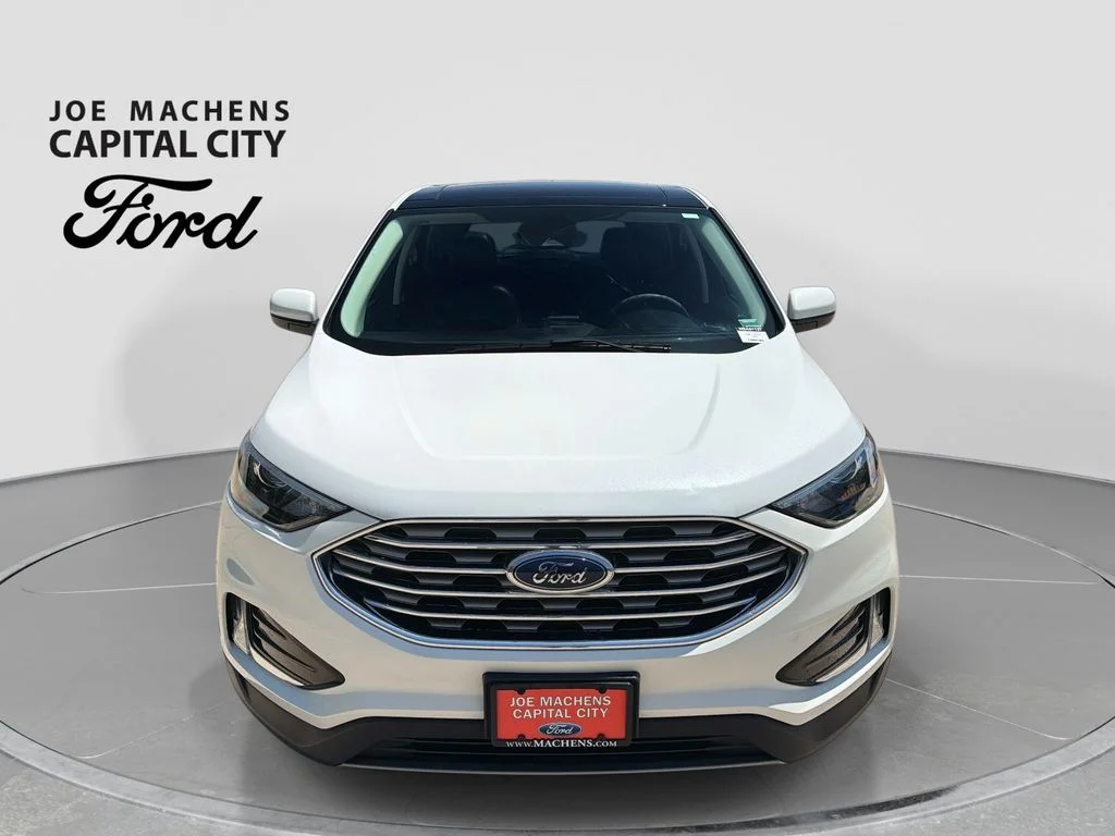 Used 2022 Star White Ford SEL image 10