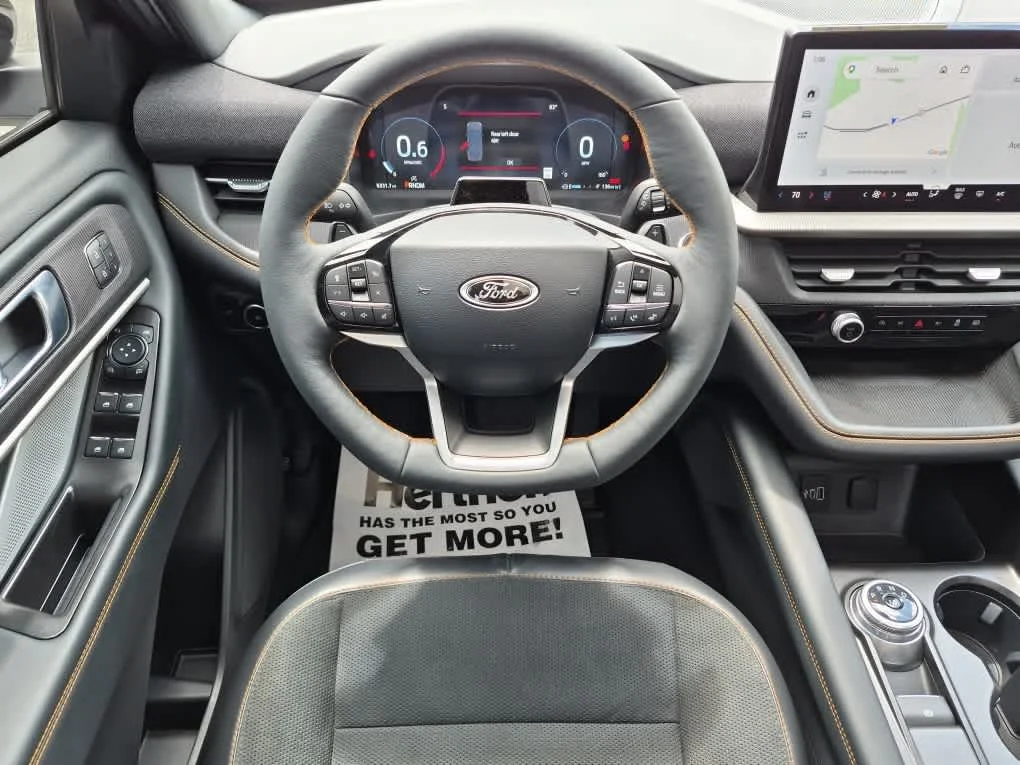 Certified Used 2026 Star White Metallic Tri-Coat Ford Tremor image 10