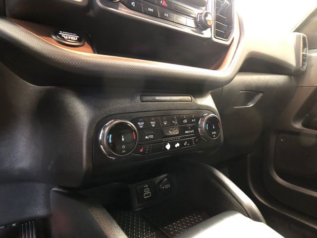 Certified Used 2023 Shadow Black Ford Outer Banks image 17