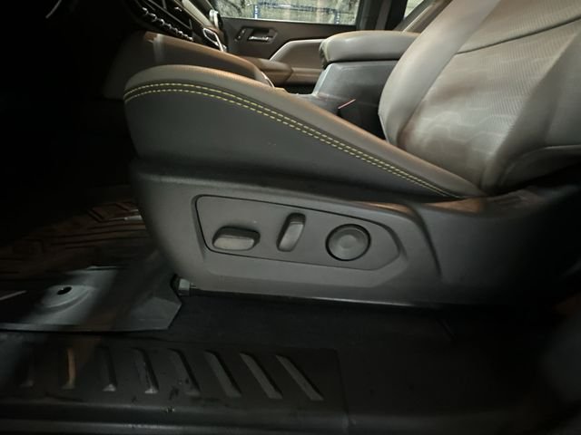 Certified Used 2024 Gray Chevrolet ZR2 image 18