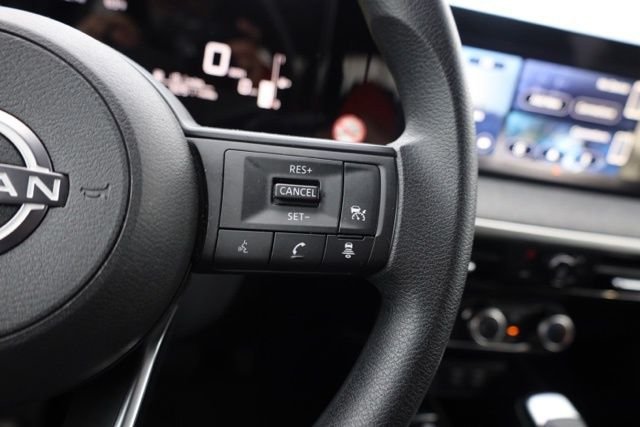 Used 2025 Gray Nissan SV image 26