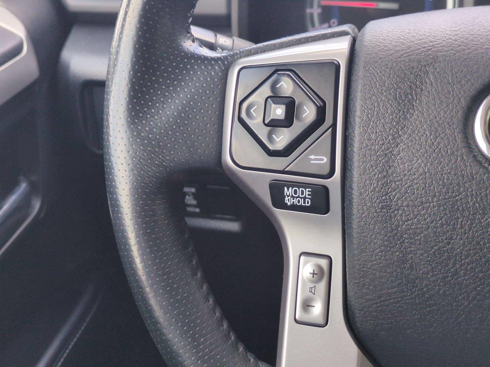 Used 2018 Nautical Blue Metallic Toyota SR5 Premium image 20