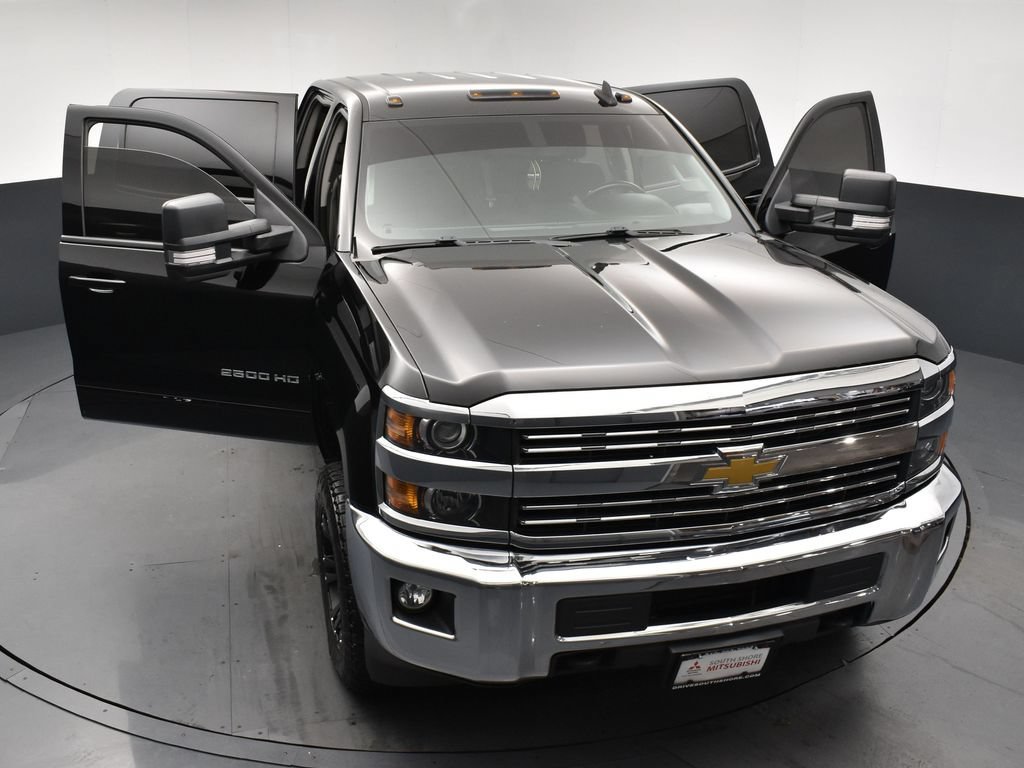 Used 2015 Black Chevrolet LT image 22