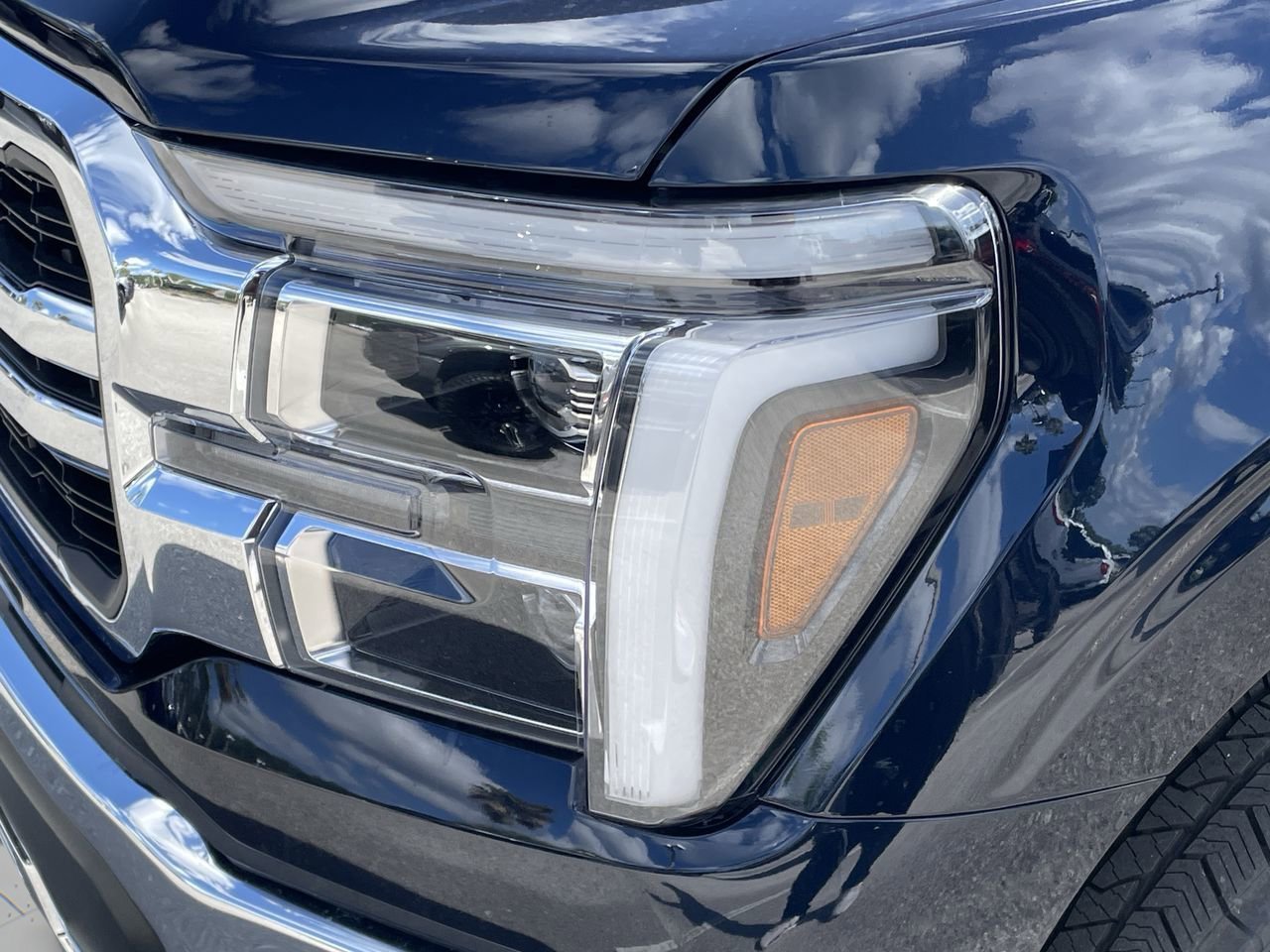 New 2026 Antimatter Blue Metallic Ford Lariat image 6