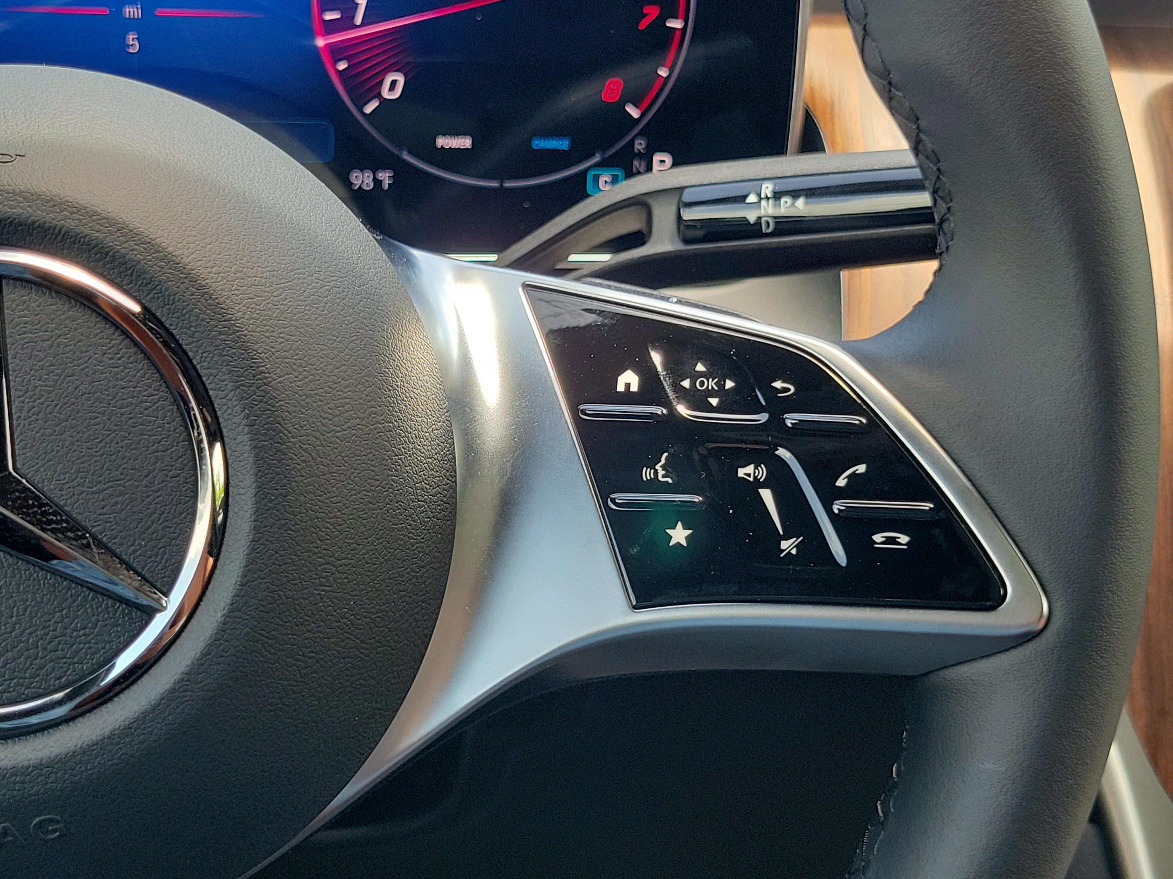 New 2026 Graphite Grey Metallic Mercedes-Benz GLC 300 image 57