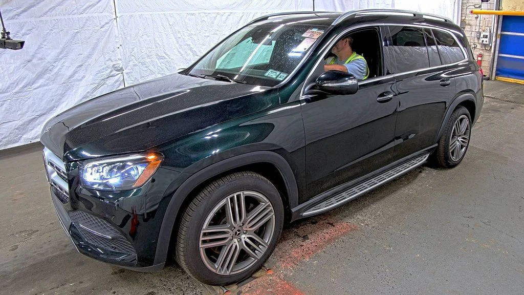 Used 2020 Green Mercedes-Benz GLS 450 image 1
