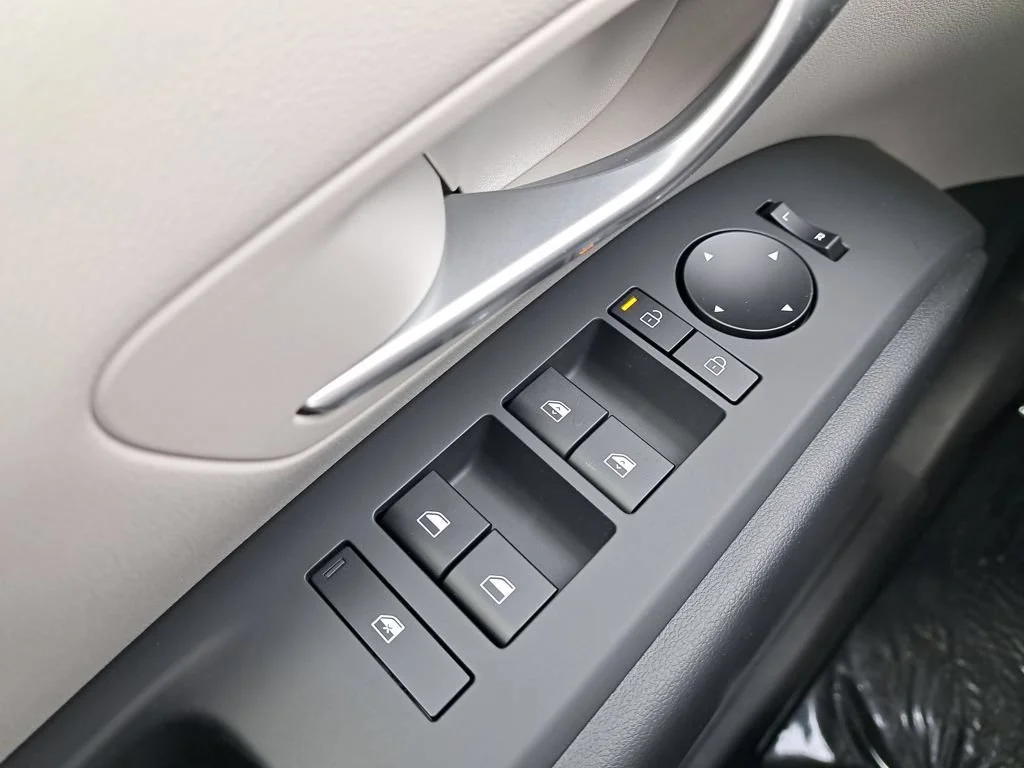 New 2026 Gray Hyundai SEL image 25