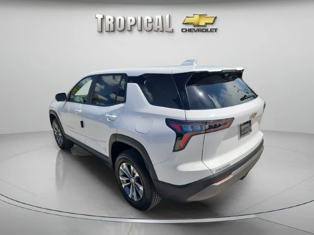 New 2027 Summit White Chevrolet LT image 3