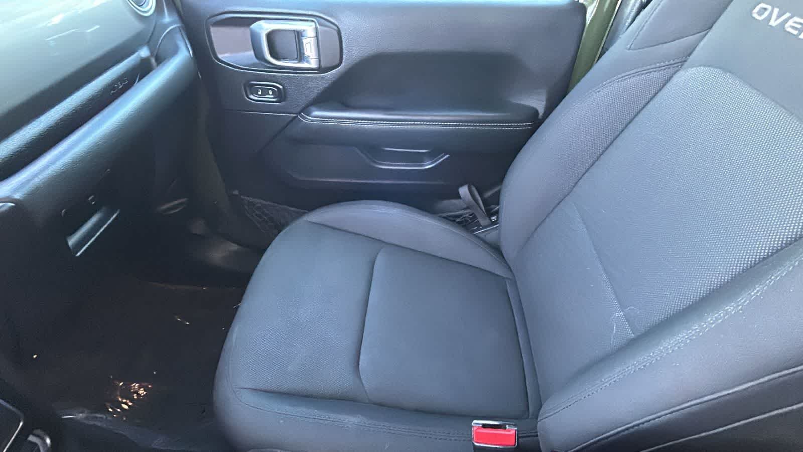 Used 2022 Sarge Green Clearcoat Jeep Overland image 12
