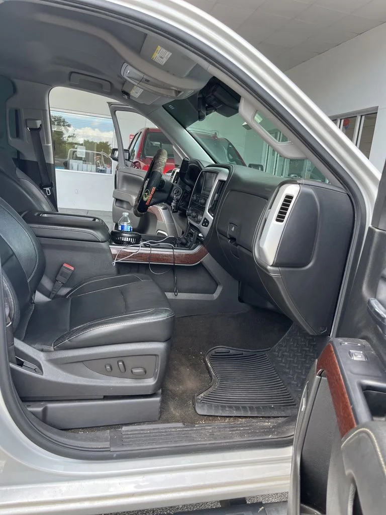 Used 2015 Silver GMC SLT image 24