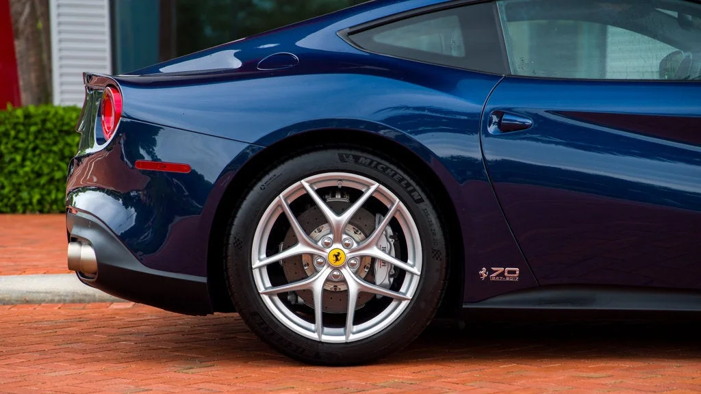 Used 2017 Blu Swaters Ferrari Berlinetta image 8