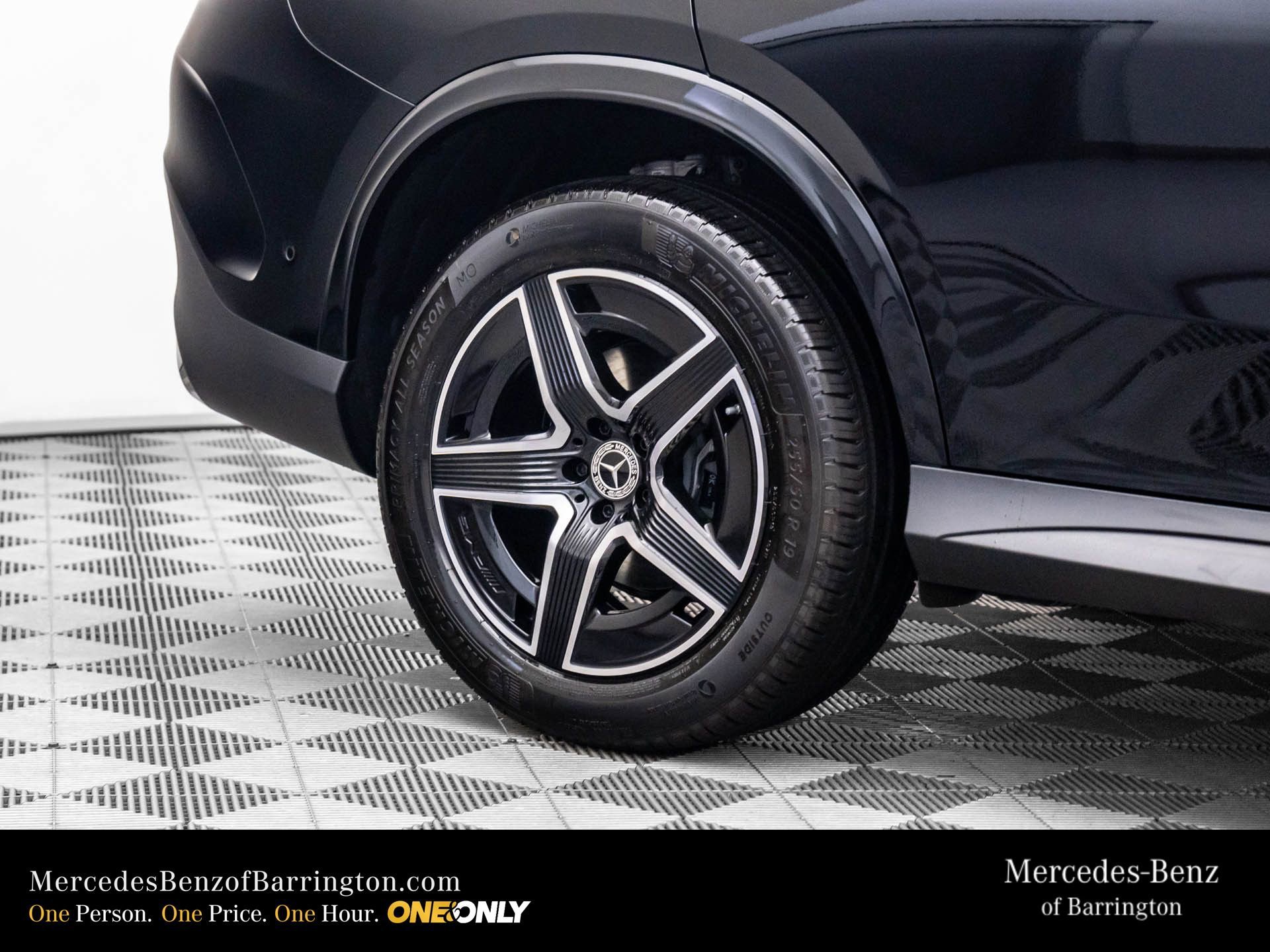 New 2026 Black Mercedes-Benz GLC 300 Coupe image 76