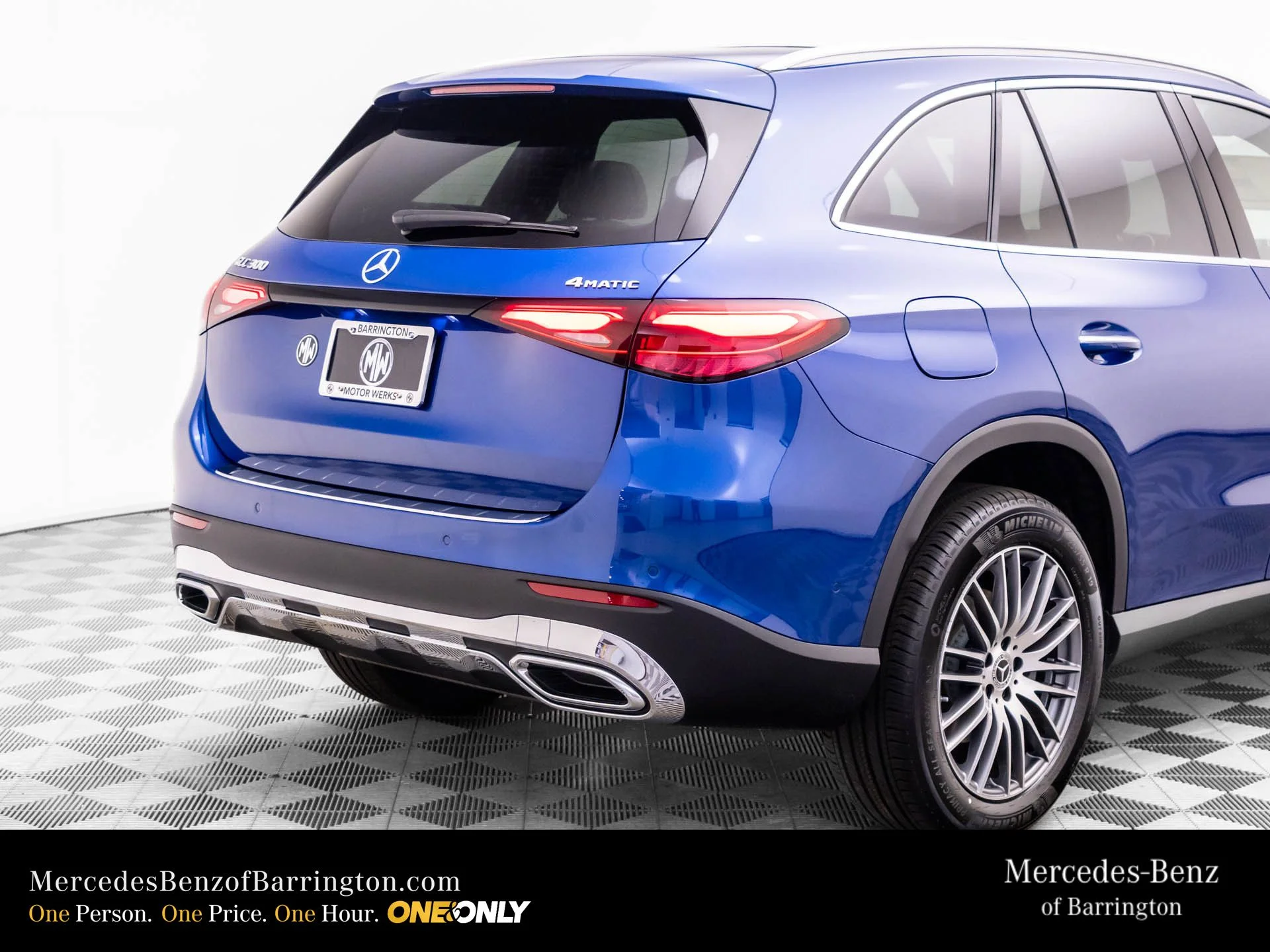 New 2026 Blue Mercedes-Benz GLC 300 image 39