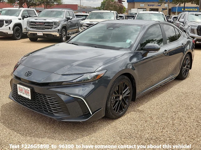 Pre-Owned 2025 Toyota Camry SE FWD 4D Sedan