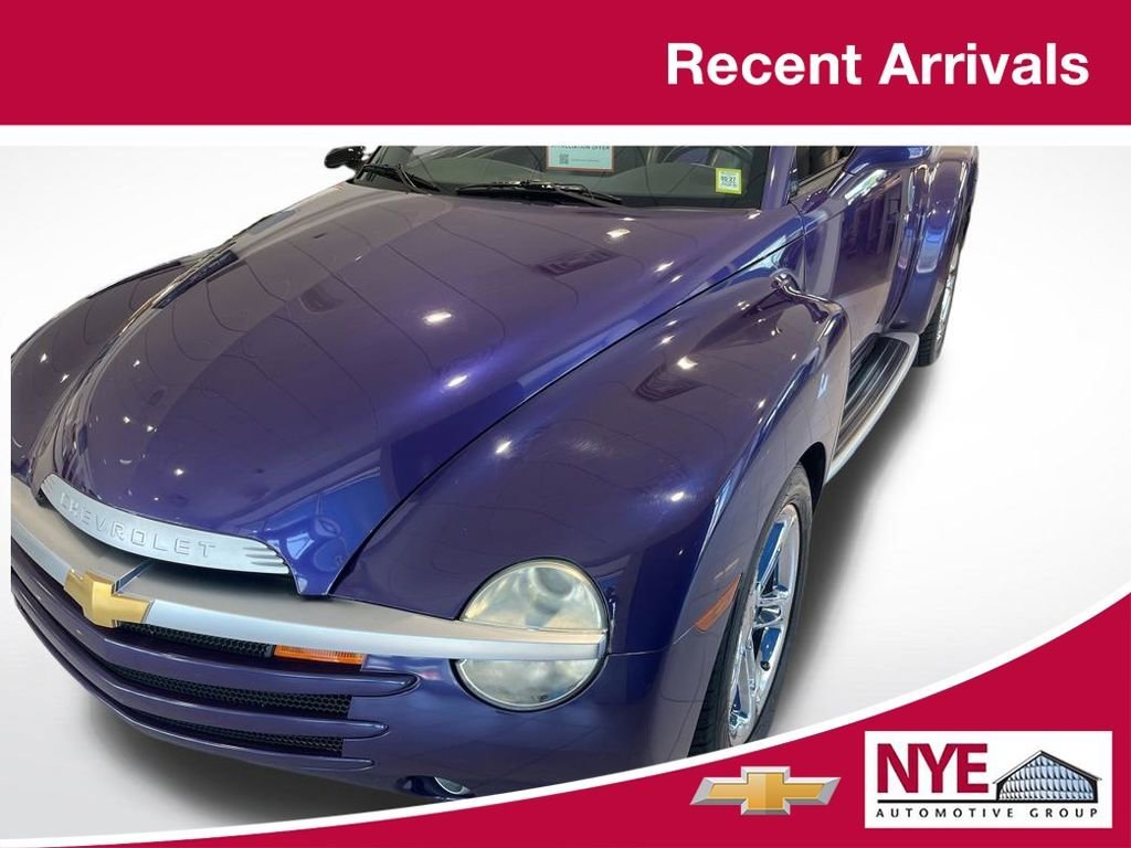 2004 Chevrolet SSR LS's photo
